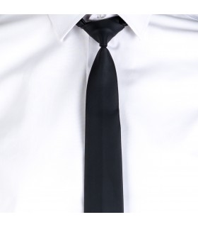 CORBATA CON NUDO SKAY NEGRO