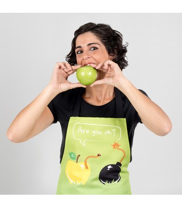 DELANTAL MANZANA-BOMBA
