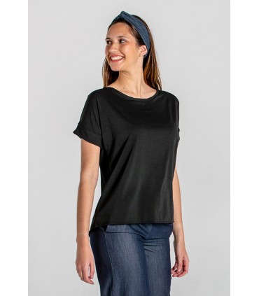 Camiseta negra fluida manga corta